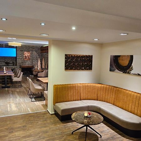 Christiana'S Wein & Art Hotel Бернкастель-Кюс Экстерьер фото
