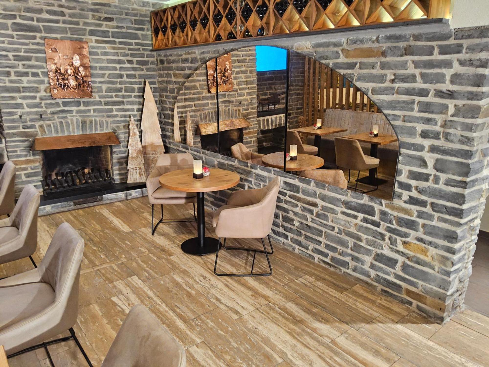 Christiana'S Wein & Art Hotel Бернкастель-Кюс Экстерьер фото