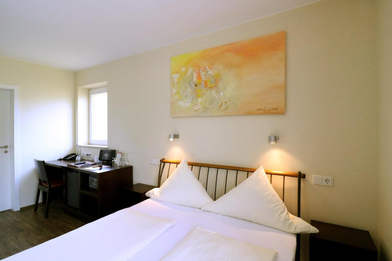 Christiana'S Wein & Art Hotel Бернкастель-Кюс Экстерьер фото