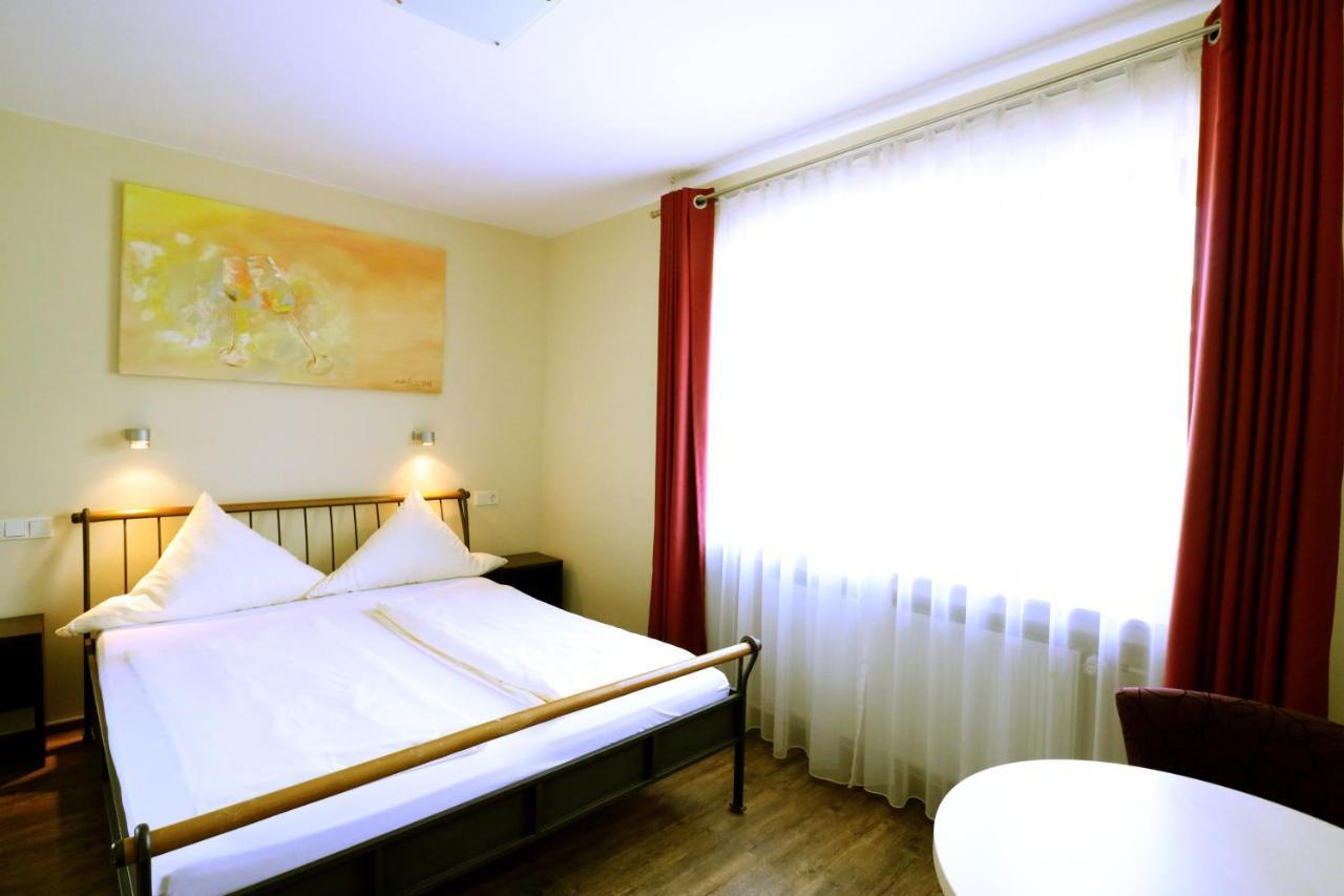 Christiana'S Wein & Art Hotel Бернкастель-Кюс Экстерьер фото