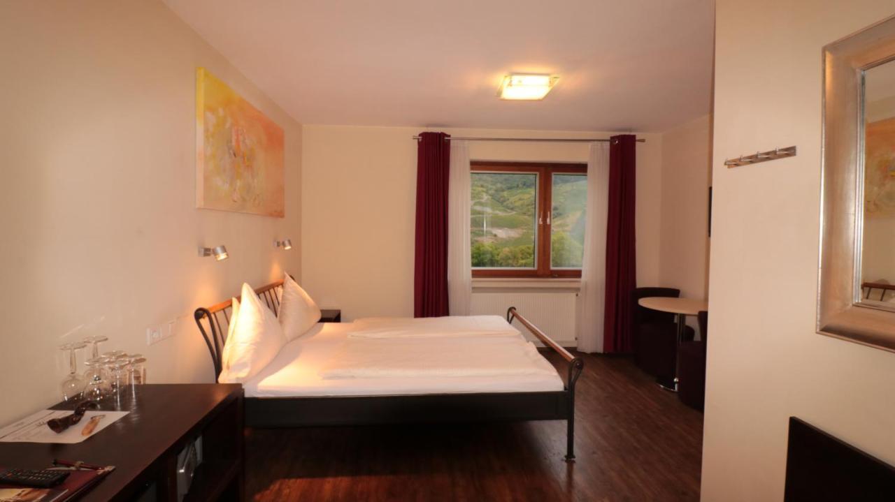 Christiana'S Wein & Art Hotel Бернкастель-Кюс Экстерьер фото